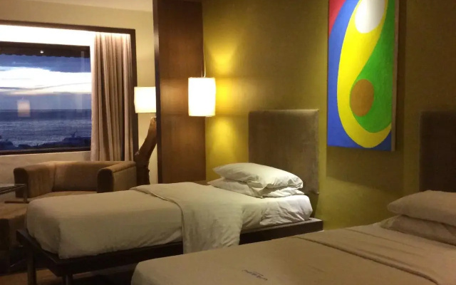 Lantaka Hotel by the Sea