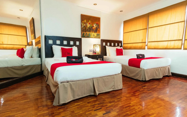 RedDoorz Premium near Greenbelt Makati