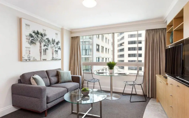Sydney CBD Studio Apartment 1704 KNT