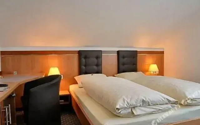 Hotel Hubertus Gernsheim