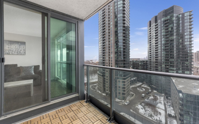 Cityside Waterfront Loft