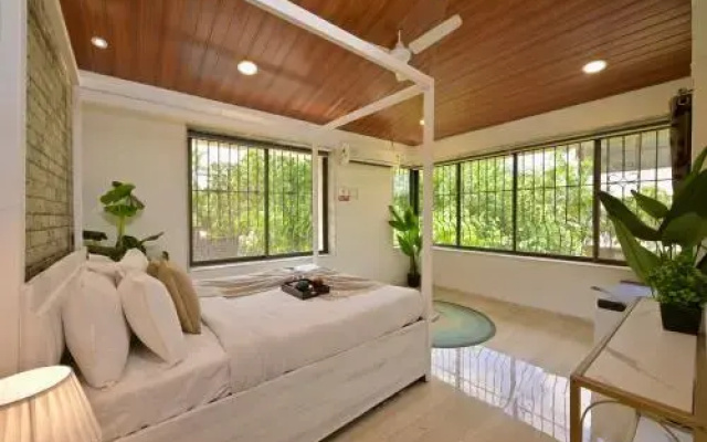 Eko Stay-Royale Villa
