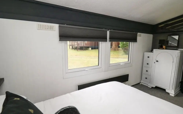 64 Penlan Holiday Park