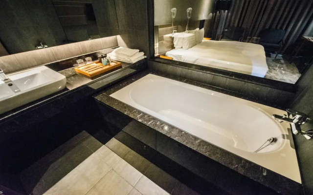 Orient Luxury Hotel