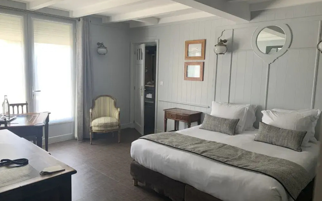 Le Richelieu Hôtel
