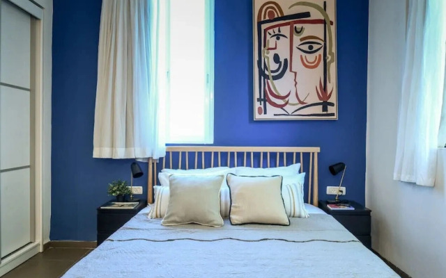 The Printhouse-Boutique Apt by SeaNRent