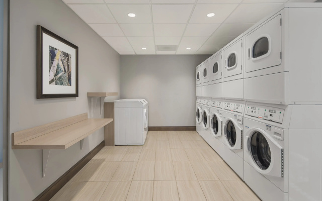 Staybridge Suites Florence - Civic Center by IHG