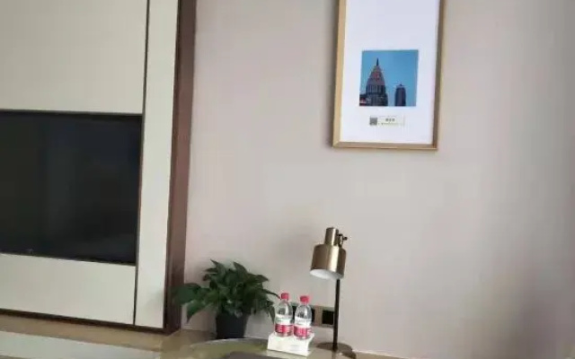 Vienna International Hotel (Chongqing Dazu Center)