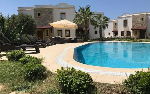 Villa 3 bedroom in Panaroma Evleri