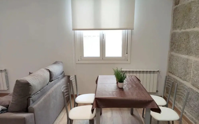 Apartment With 2 Bedrooms in Ourense, With Wifi