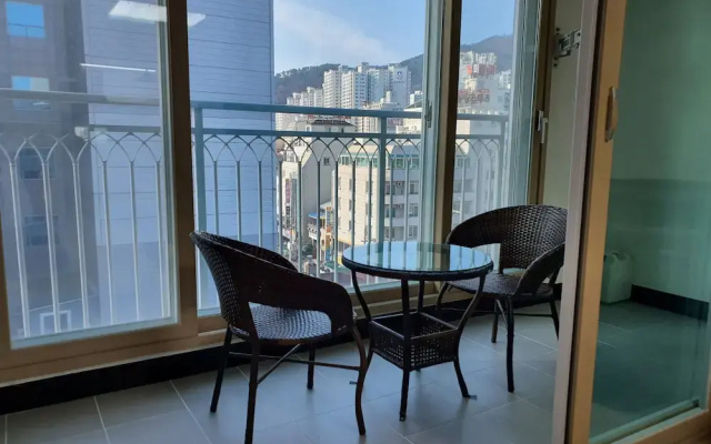 JS Residence Hotel