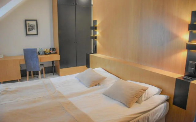 Hotel Nihil Novi