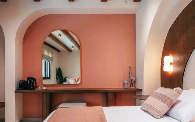 La Montre Luxury Boutique Suites