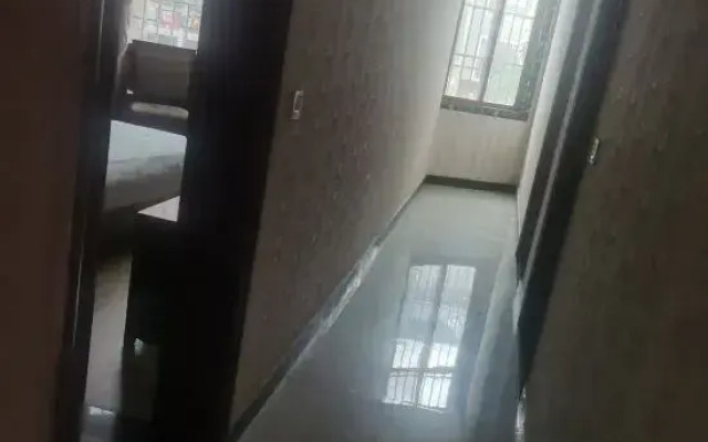 Guangnan Xinshengdu Business Hotel