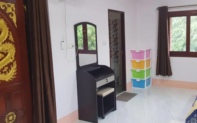 Khwahol Guesthouse