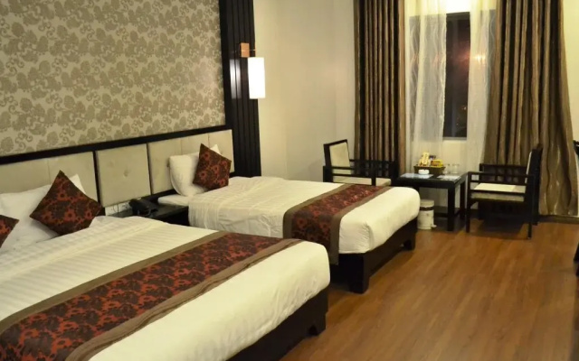 Luxury Hotel