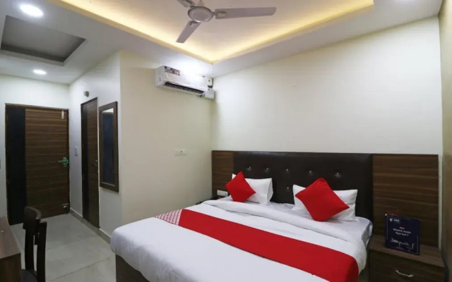 Ralson Residency By OYO Rooms