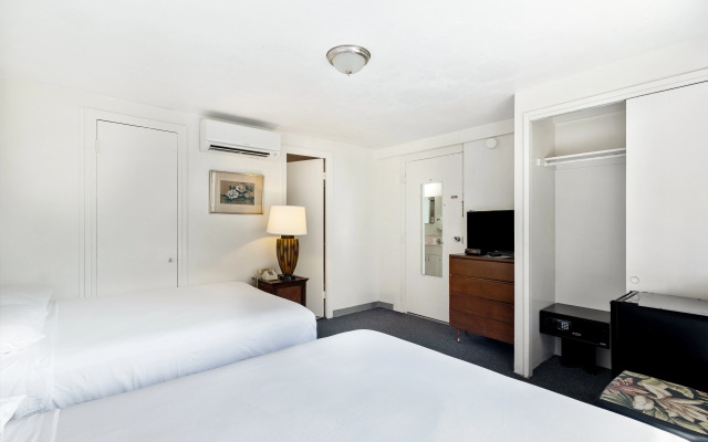 Royal Grove Waikiki