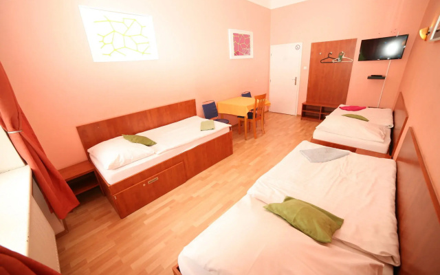 Leon hotel