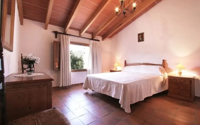 Villa - 5 Bedrooms with Pool - 103159