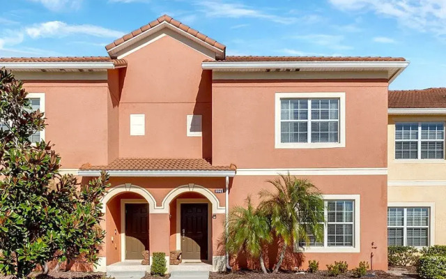 Paradise Palms 8941 A