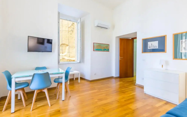 San Luigi Cozy Flat - Private Parking