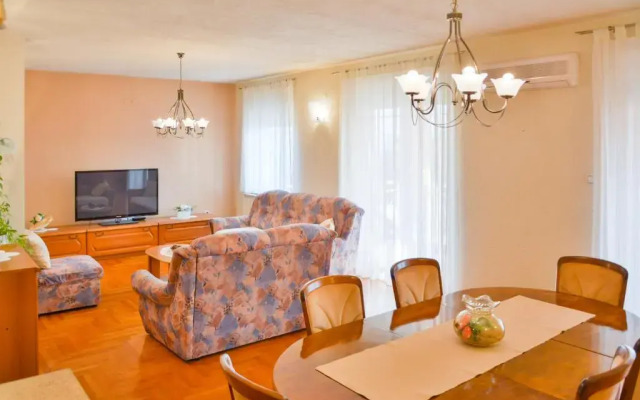 Karlo1 Apartment