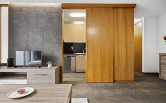 Urban Stay 3A by Homie