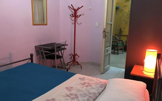 Reina Madre Hostel