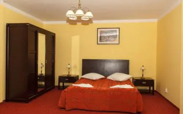 Hotel Elyon