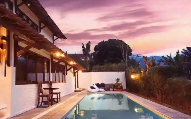 Villa Art hill - A little bali in PUNCAK
