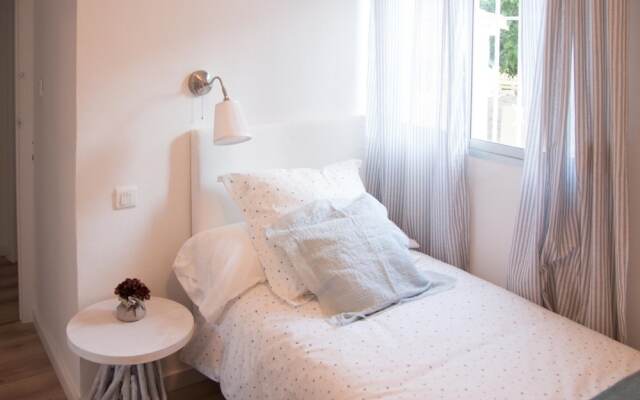 Отель Charming Orchard Villa Торремолинос комната для гостей