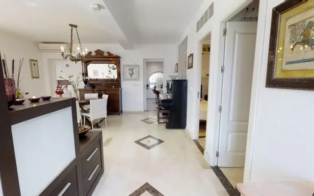 Great Villa Near Beach
