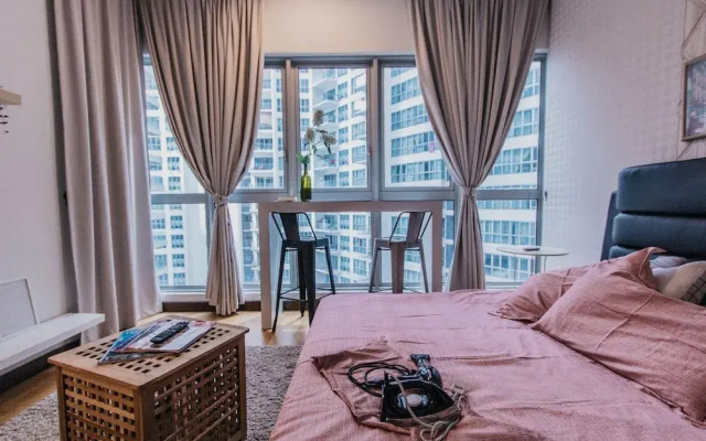 Regalia Residence Suite by Stay Hub