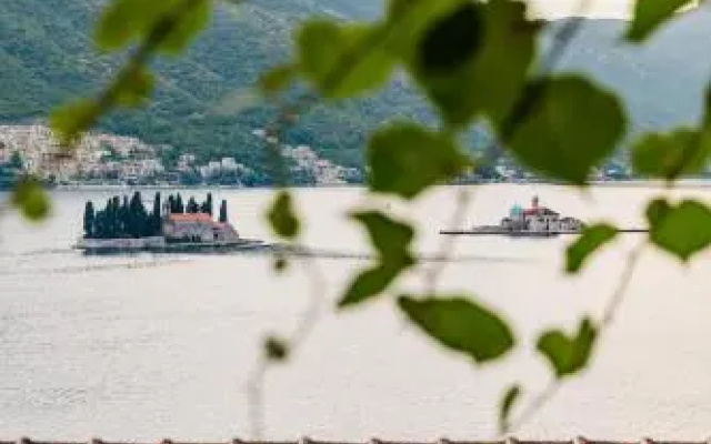 Perast Venetian Jewel