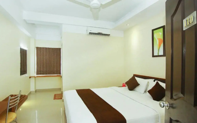 OYO 2300 Hotel The Platinum Inn