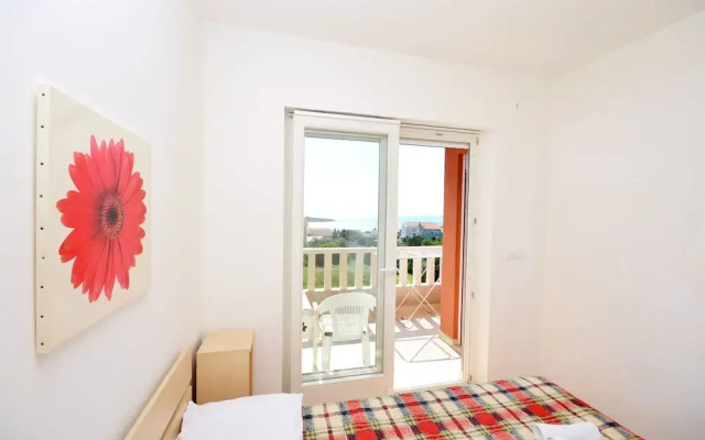 Apartments Miroslav