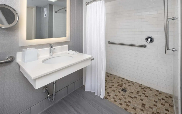 Doubletree By Hilton Manhattan