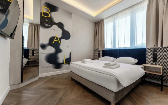 Art Queen Aparthotel