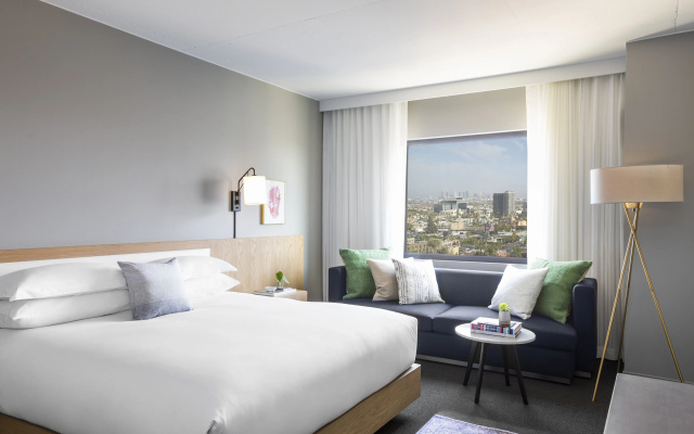 Kimpton Everly Hotel Hollywood by IHG