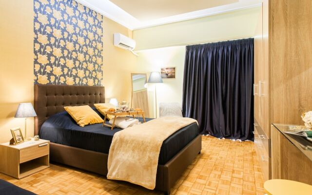 Апартаменты Big Central Metro Station Apartment 2 комната для гостей
