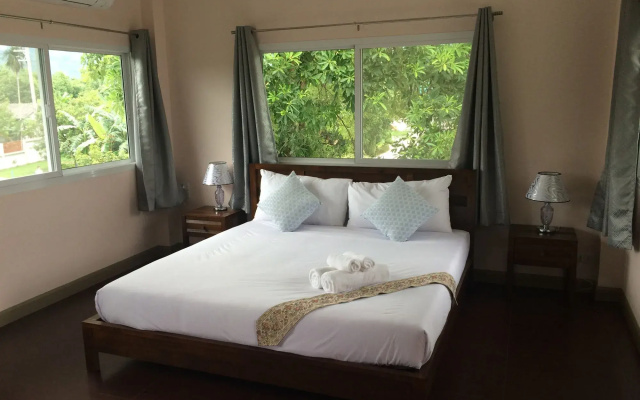 Baan Suan Khun Yaiy Nakhon Nayok