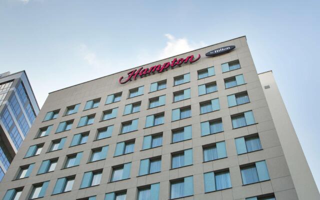 Гостиница Hampton by Hilton Minsk City Center вид на фасад