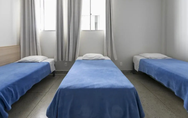OYO Avenida Park Hotel