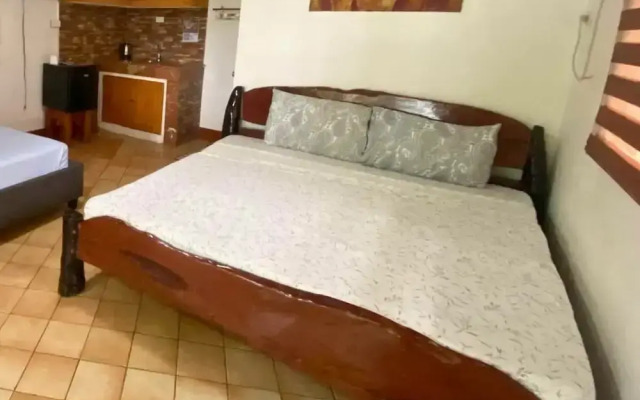 Appleton Little Paradise Beach Resort