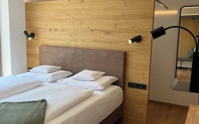 Aparthotel Parsberg Green Design Ferstl