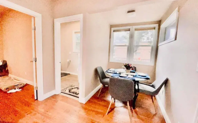 Charming Stay in Marvelous Seattle