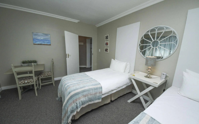 Bay View Guest House Somerset West