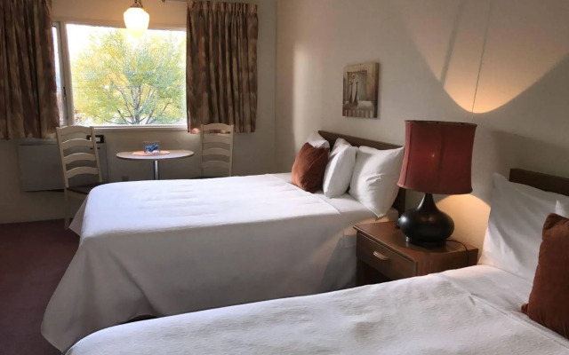 Gables Motel