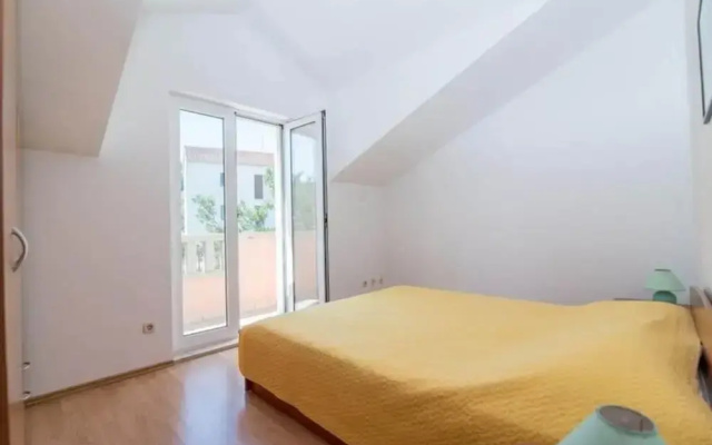 Apartments Batinic - Two Bedroom Apartment With Terrace and Sea View